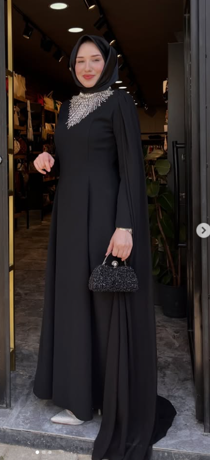 Taş Yakalı Abiye