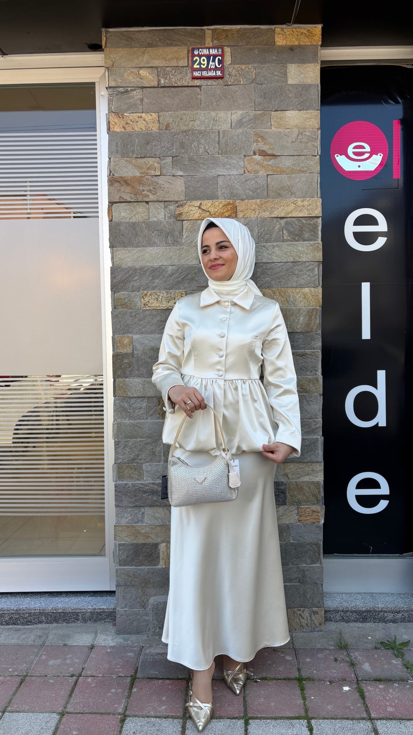 ROZA TAKIM