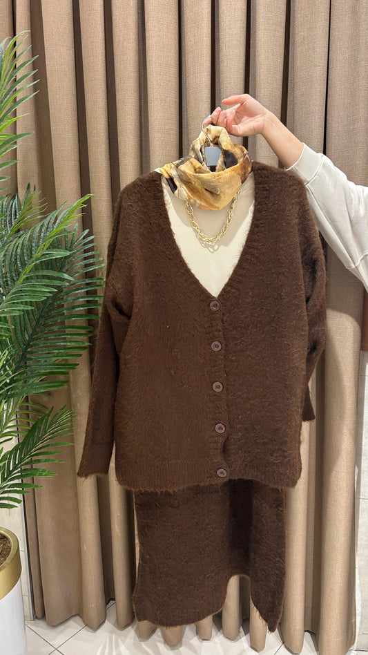 PELUŞ ETEKLİ TAKIM