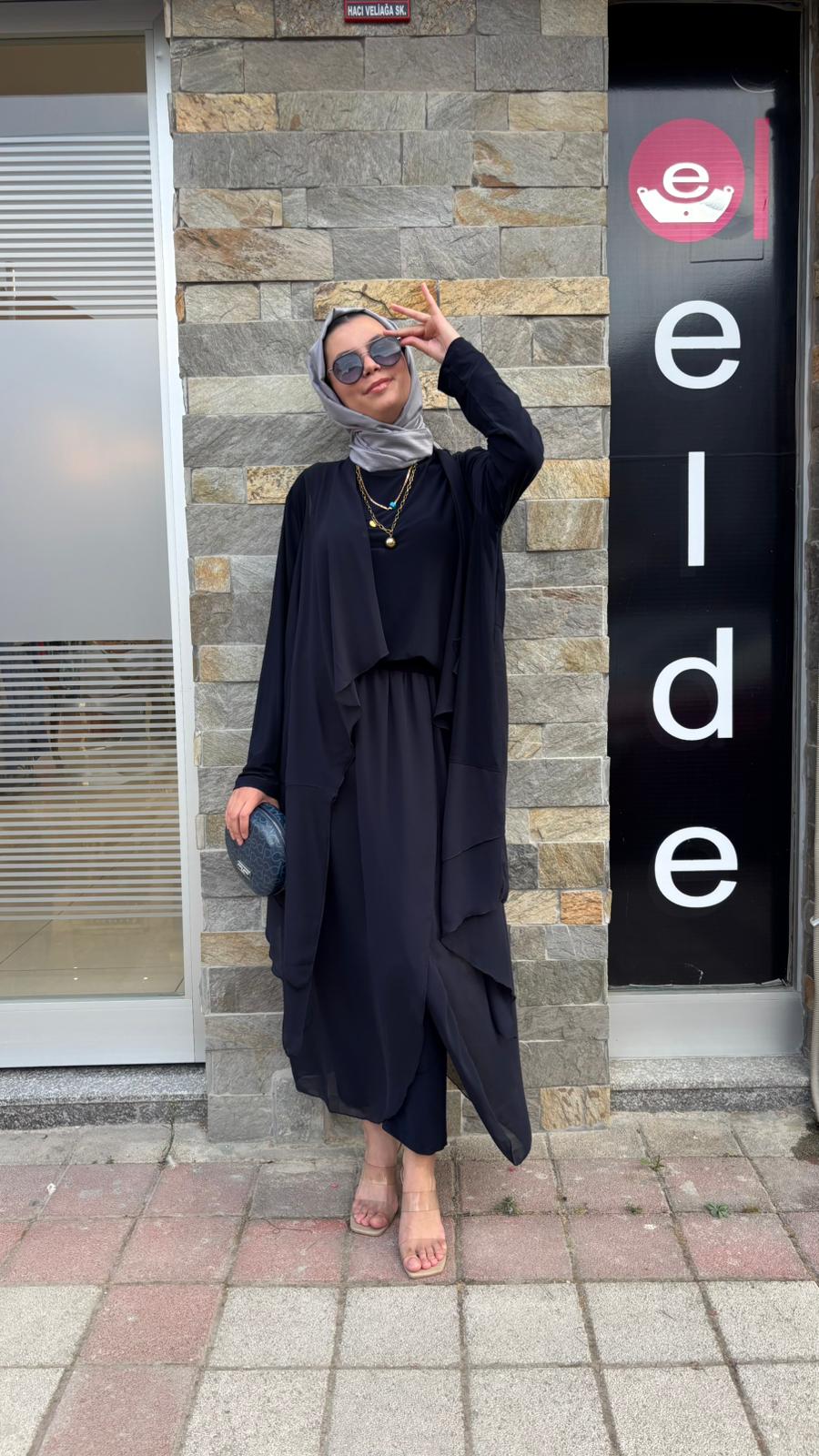 ELDE ŞALVARLI TAKIM