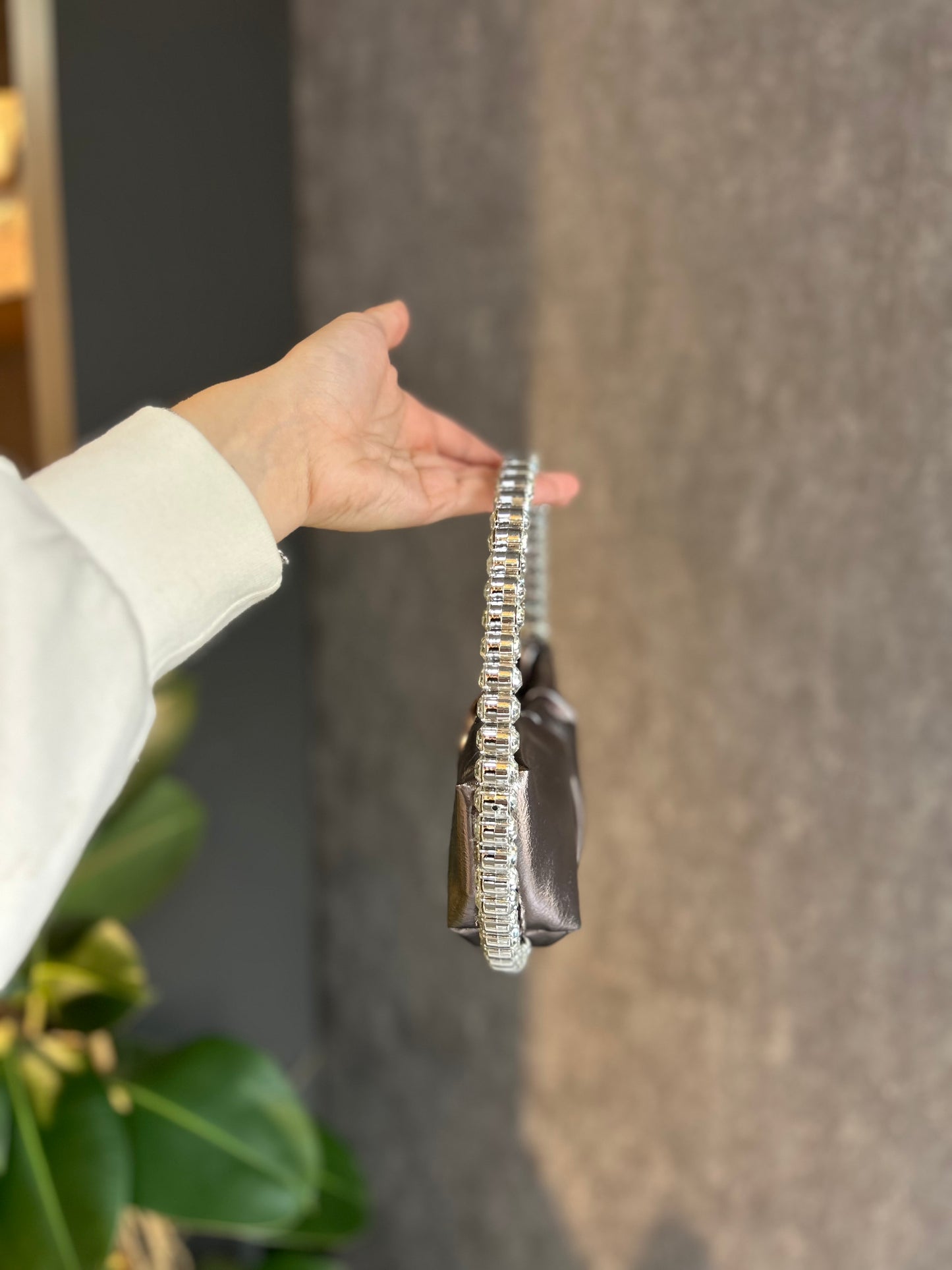 BRONZ DERİ ABİYE ÇANTA