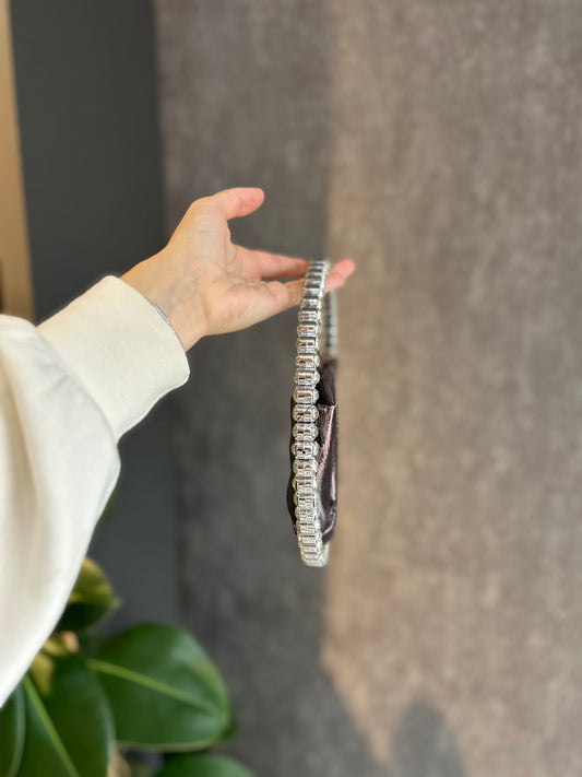 DOKULU DERİ ABİYE ÇANTA