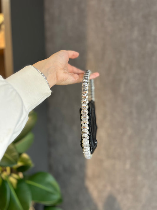 DOKULU DERİ ABİYE ÇANTA