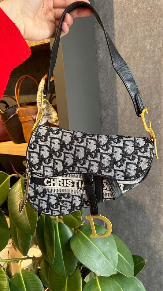 DIOR OMUZ ÇANTASI