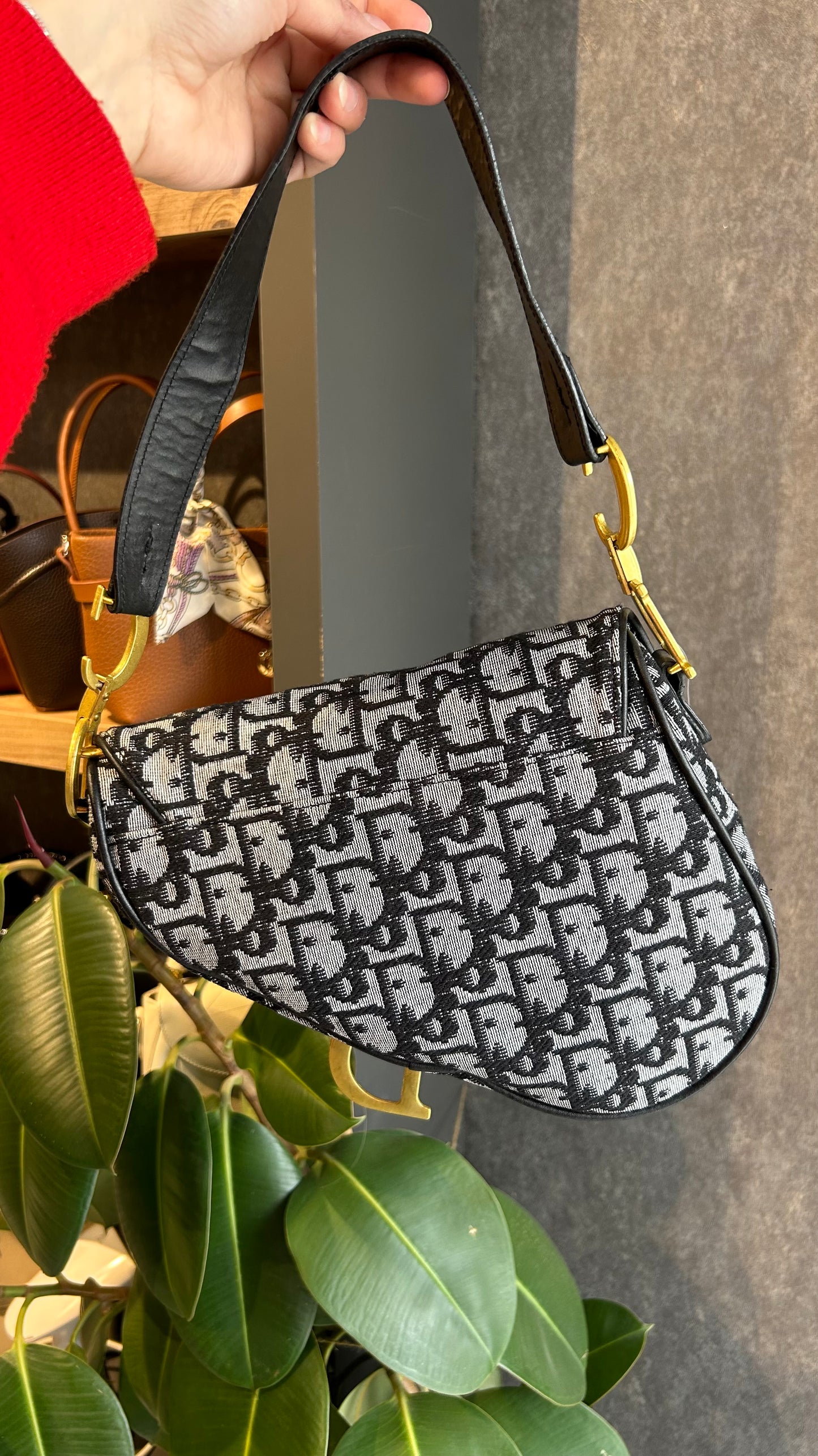DIOR OMUZ ÇANTASI