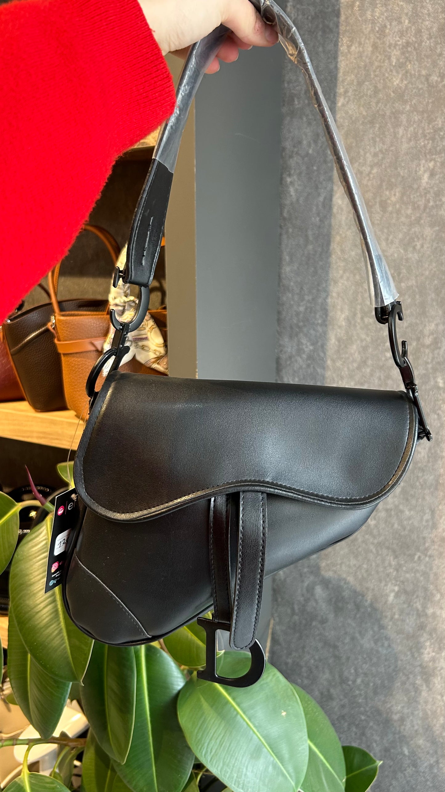 DIOR OMUZ ÇANTASI