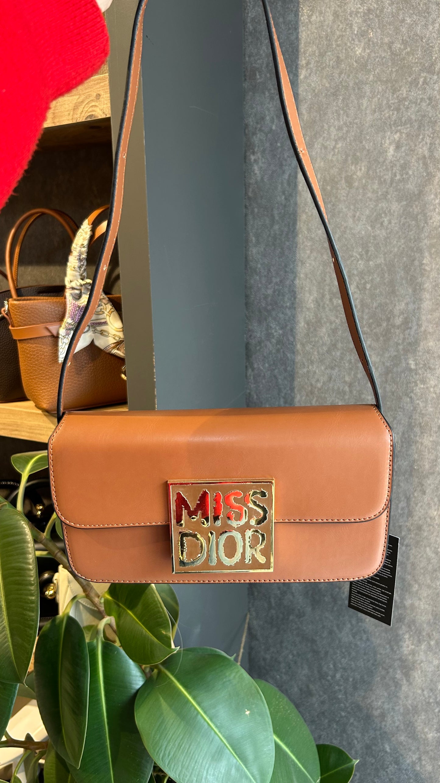 DIOR OMUZ ÇANTASI