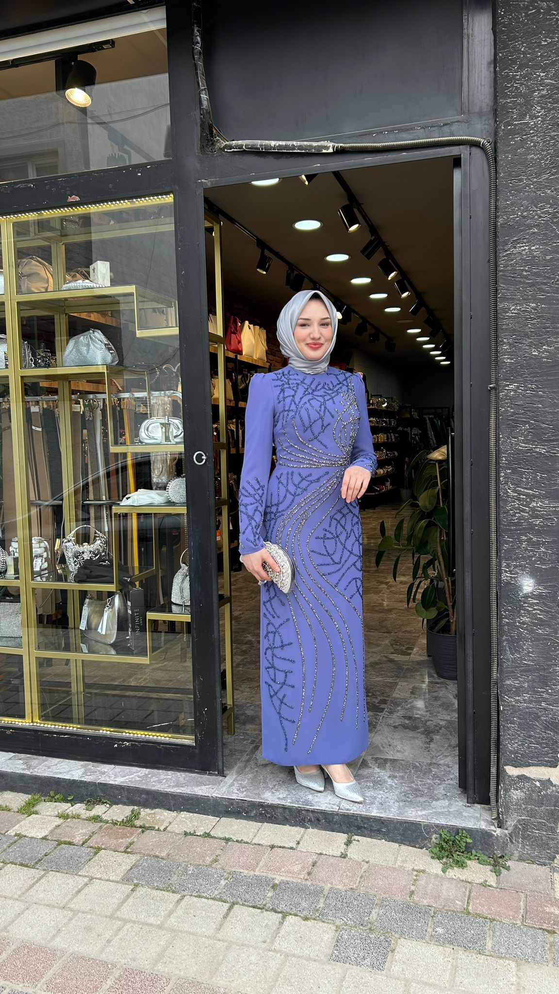 6113 Boydan Boya Taş İşleme Abiye