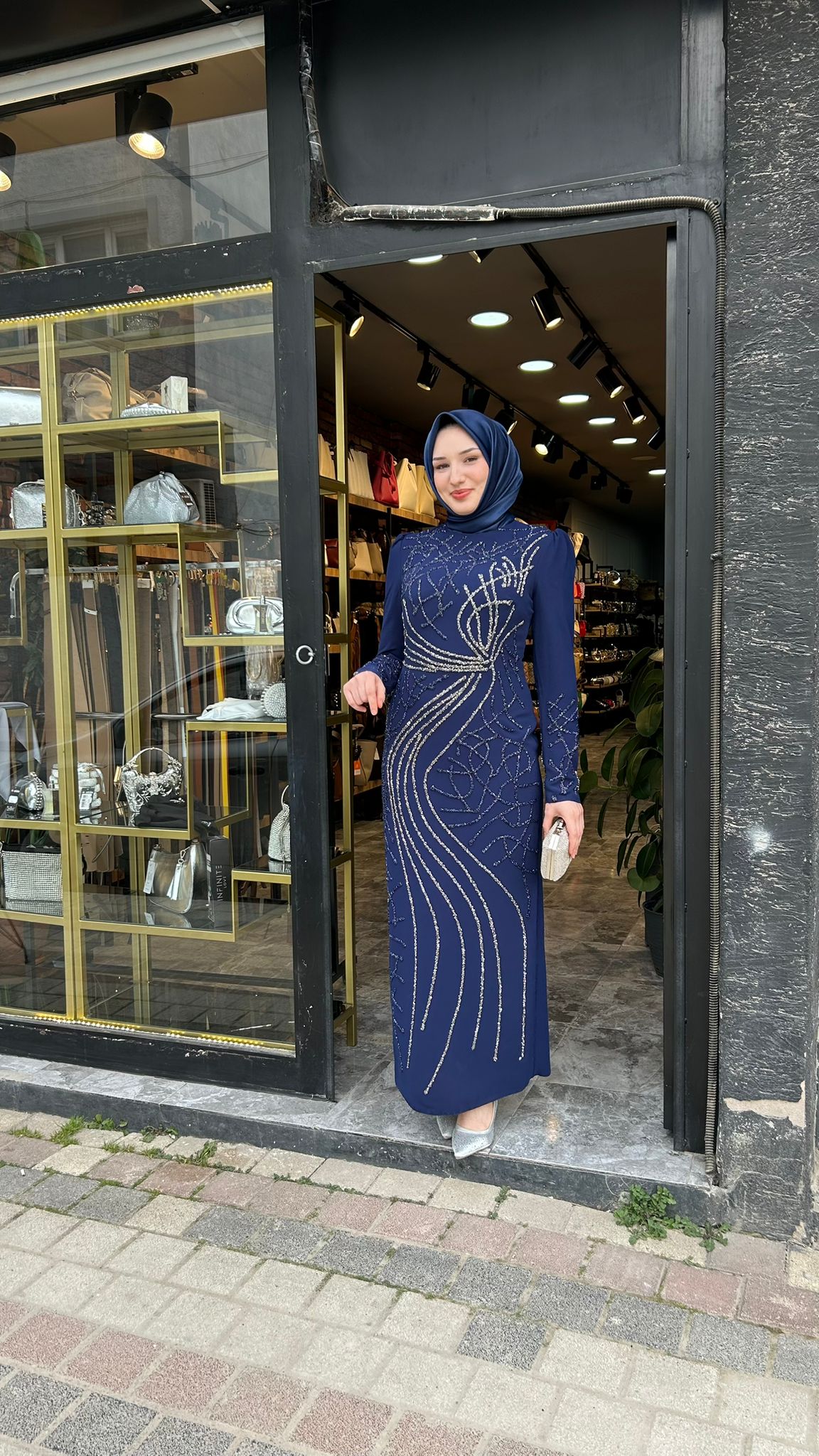 6113 Boydan Boya Taş İşleme Abiye
